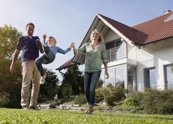 weniger-kinder-wegen-immobilienboom? die-folgen-hoher-hauspreise-fuer-die-familienplanung