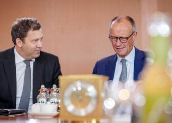 bundeshaushalt:-„die-regierung-verschenkt-mit-kreativer-buchfuehrung-eine-riesige-chance“