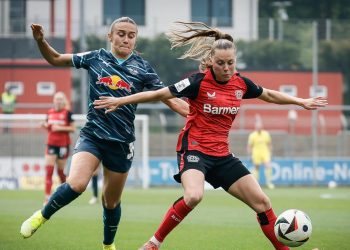 jetzt-live:-zwei-tore-in-drei-minuten-–-koeln-fuehrt-in-essen