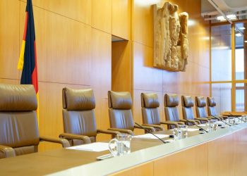 abstimmung-ueber-verfassungsrichter:-sichere-mehrheit-oder-erneute-krise?