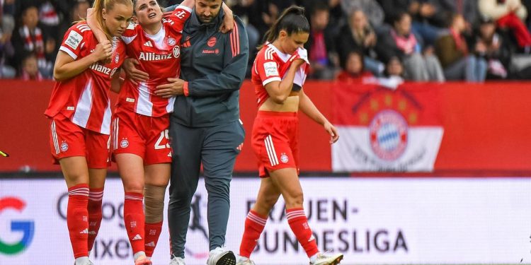 kreuzbandriss-bei-bayerns-co-kapitaenin-zadrazil