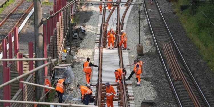weg-vom-achtstundentag:-wie-viel-arbeit-verkraftet-der-mensch?