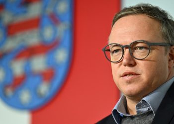 thueringens-regierungschef-voigt-fordert-mehr-engagement-vom-bund