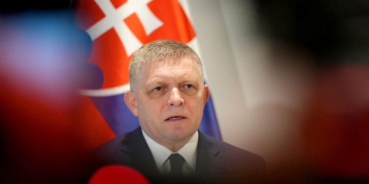 Konflikt mit der EU droht: Slowakei schränkt Verfassung auf Mann und Frau ein