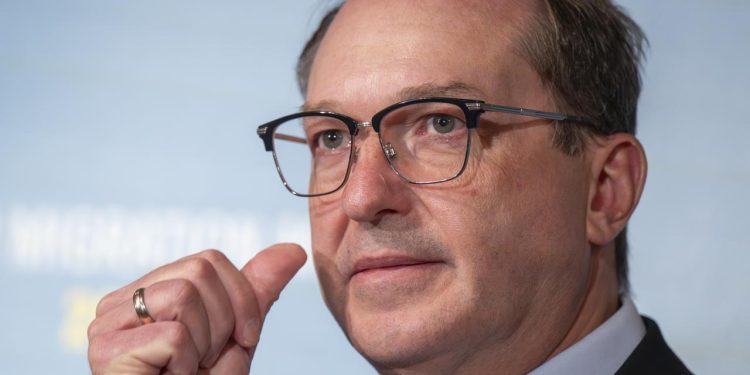 diskussion-ueber-abschiebezentren:-dobrindt-sieht-„anfang-eines-prozesses“