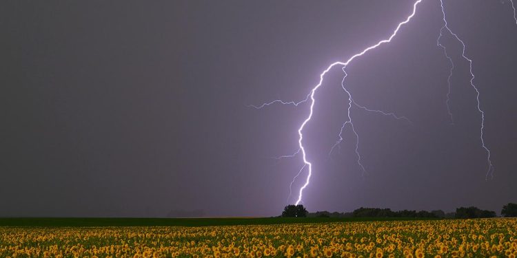 blitz-und-donner:-wie-gefaehrlich-sind-gewitter?