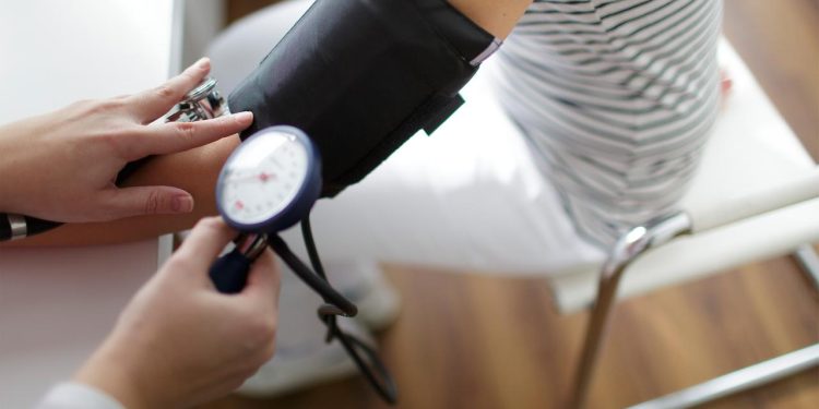 studie:-gesunde-lebensfuehrung-zahlt-sich-aus-–-auch-im-mittleren-alter