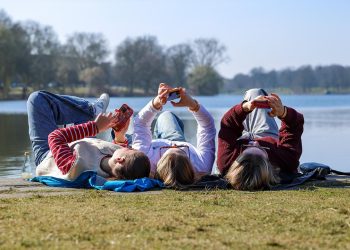 psychologie:-wie-digitale-medien-unsere-beziehungen-praegen