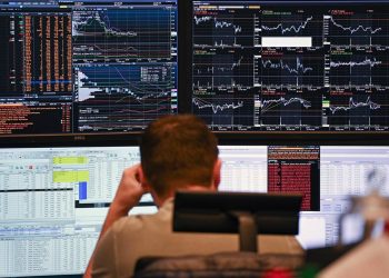 marktbericht:-dax-schleicht-weiter-richtung-rekordhoch