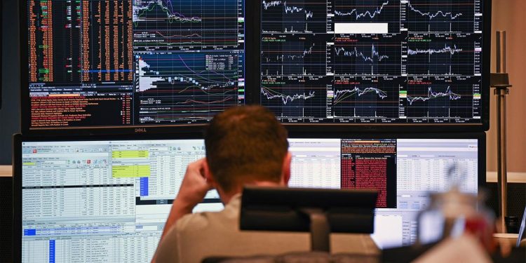 marktbericht:-dax-schleicht-weiter-richtung-rekordhoch