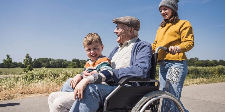 interview-zum-weltgluecksbericht:-„lebensglueck-als-eine-kollektive-aufgabe“