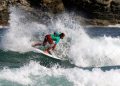 studie:-licht-an-surfbrettern-schuetzt-vor-hai-angriffen