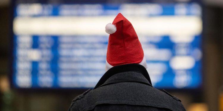 neuer-fahrplan:-bahntickets-fuer-weihnachten-ab-sofort-buchbar
