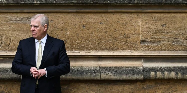 epstein-affaere:-prinz-andrew-verzichtet-auf-royale-titel