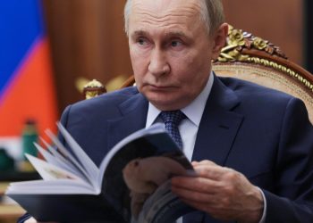 moeglicher-ukraine-gipfel-in-budapest:-polen-warnt-putin-vor-ueberflug