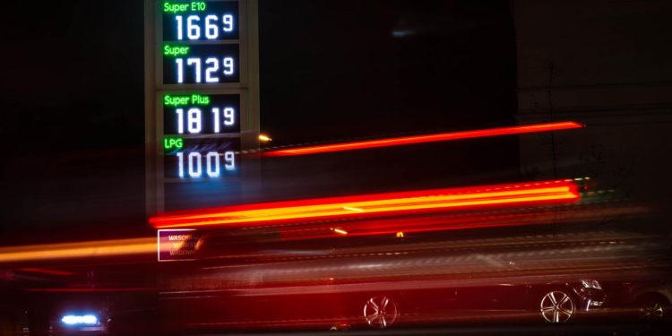 befuerchtete-preissteigerungen-beim-tanken-und-heizen