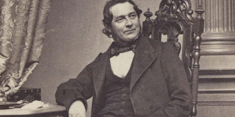 robert-bunsen:-vor-125-jahren-starb-der-erfinder-des-bunsenbrenners