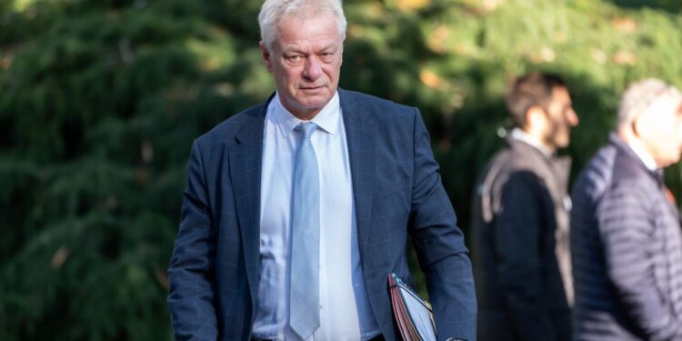 agrarminister-rainer-gegen-„veggie-burger“-verbot-in-der-eu