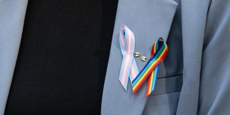 ein-jahr-selbstbestimmungsgesetz:-zwischen-befreiung-und-ablehnung