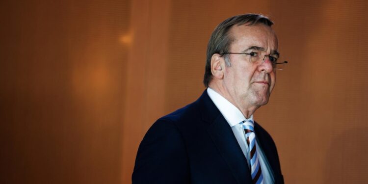 probleme-bei-bundeswehr-digitalfunk:-ausschuss-kritisiert-pistorius