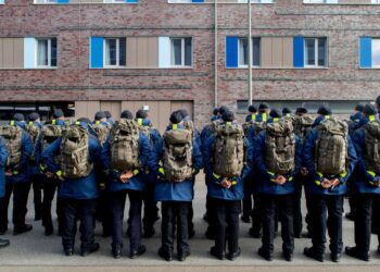 weitere-forderung-nach-umfassender-musterung-fuer-junge-maenner