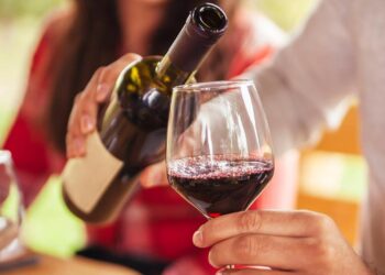 alkohol-ist-nicht-gesund-–-auch-nicht-in-massen