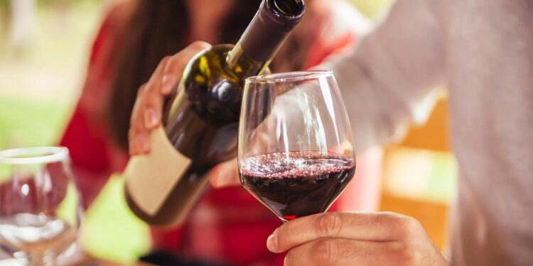 alkohol-ist-nicht-gesund-–-auch-nicht-in-massen