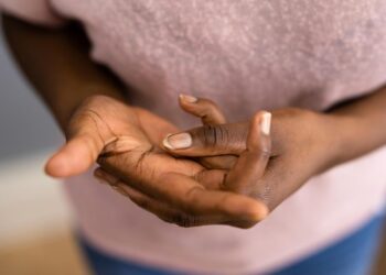 melanom:-hautkrebs-auf-dunkler-haut-wird-spaeter-entdeckt 