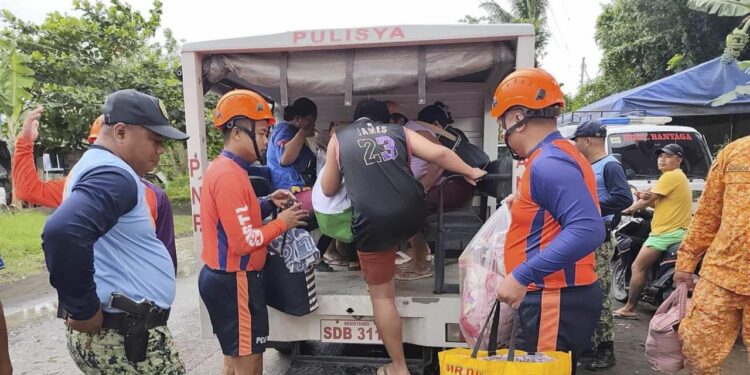 naechster-taifun-trifft-philippinen:-fast-eine-million-menschen-evakuiert