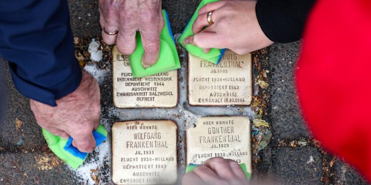 9.-november:-deutschland-erinnert-an-pogromnacht-und-mauerfall