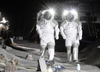 trainingshalle-„luna“-fuer-mondmissionen-eingeweiht