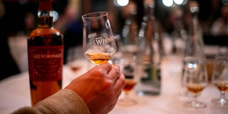 whisky-markt-in-aufruhr:-„zum-glueck-wird-das-zeug-nicht-schlecht“