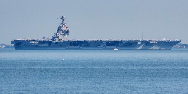drogenschmuggel:-usa-attackieren-boot-–-flugzeugtraeger-im-einsatzgebiet
