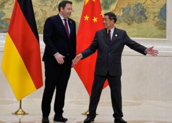 peking-reise:-klingbeil-auf-mission-fuer-deutsche-unternehmen