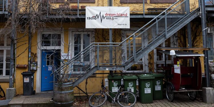 verfassungsgericht:-durchsuchung-bei-redakteur-war-verfassungswidrig