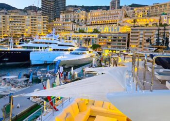 oxfam:-g20-milliardaere-um-2,2-billionen-us-dollar-reicher-geworden