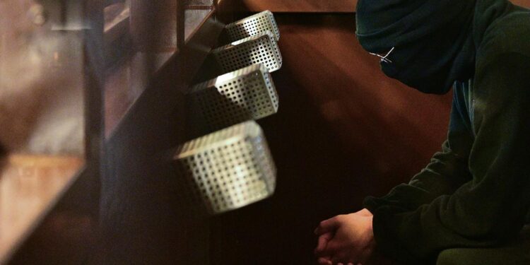 prozess-nach-messerangriff-an-holocaust-mahnmal-in-berlin-beginnt