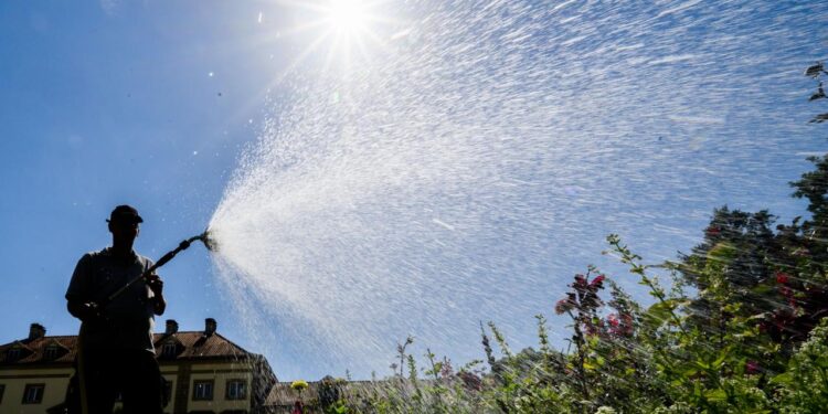 hoher-grundwasserverbrauch-verschiebt-erdachse