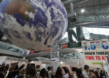 klimakonferenz-endet-ohne-ausstiegsfahrplan-fuer-kohle,-oel-und-gas