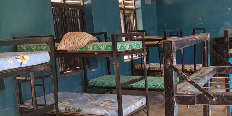 50-in-nigeria-entfuehrten-schulkindern-gelingt-die-flucht