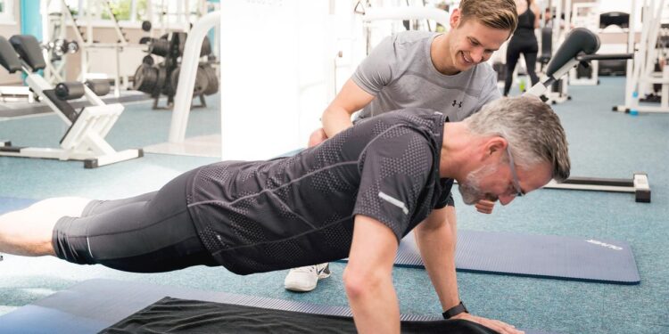 studie:-isometrische-uebungen-senken-effektiv-den-blutdruck