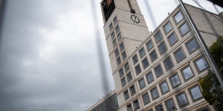 haushaltsmisere-im-bund,-krise-in-den-staedten-–-das-beispiel-stuttgart