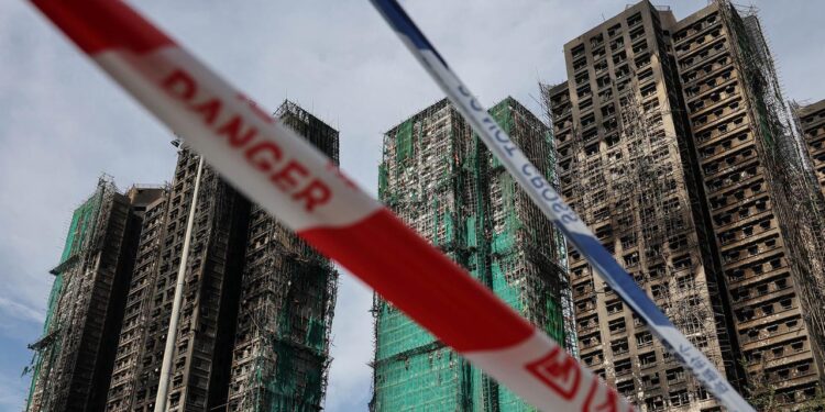 grossbrand-in-hongkonger-wohnkomplex-–-feuermelder-funktionierten-nicht