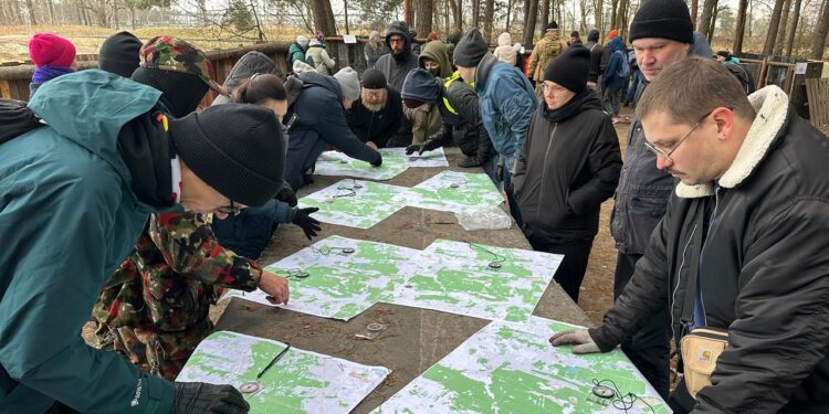 kurse-fuer-polens-zivilisten:-trainieren-fuer-den-ernstfall