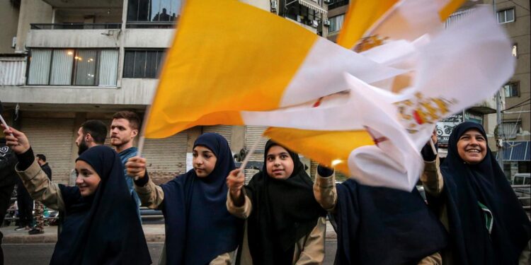 leo-xiv.-im-libanon:-„wir-hoffen,-dass-er-den-frieden-bringt“