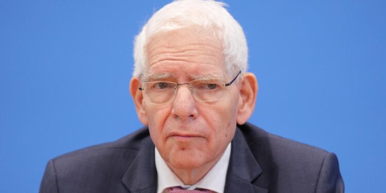 zentralratspraesident-schuster-fordert-neuen-„aufstand-der-anstaendigen“