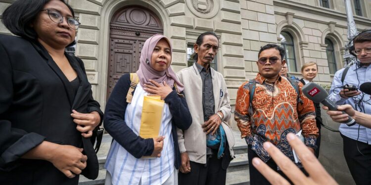 inselbewohner-duerfen-gegen-schweizer-zementkonzern-holcim-klagen