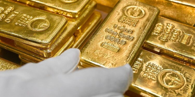 goldpreis-steigt-auf-neues-rekordhoch-von-mehr-als-4.400-dollar