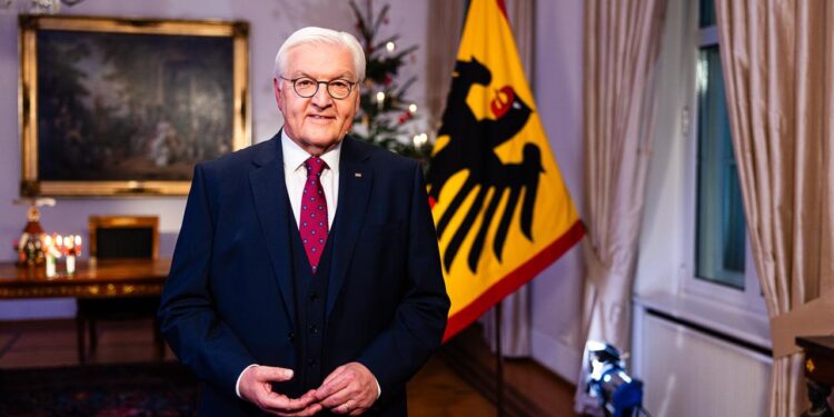 weihnachtsansprache-des-bundespraesidenten:-steinmeier-ruft-zu-hoffnung-auf