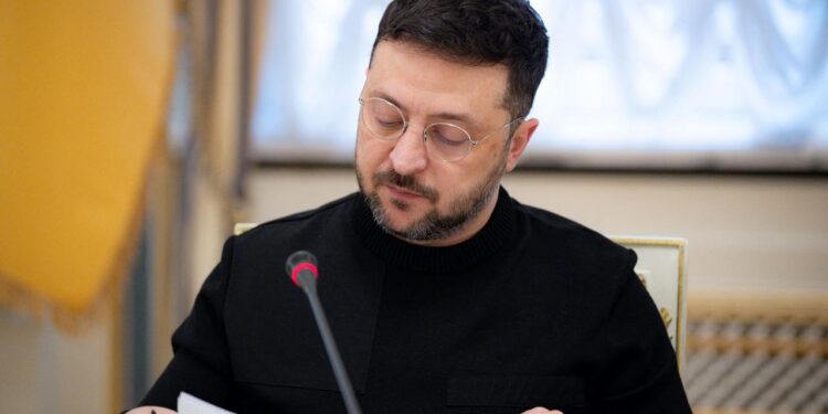 selenskyj-stellt-details-des-friedensplans-fuer-die-ukraine-vor